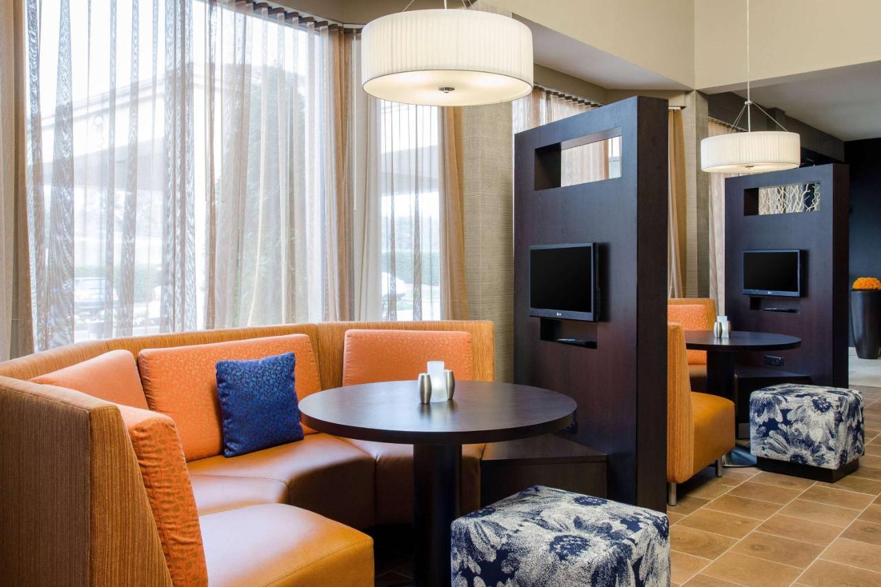Sonesta Select Spartanburg Bagian luar foto