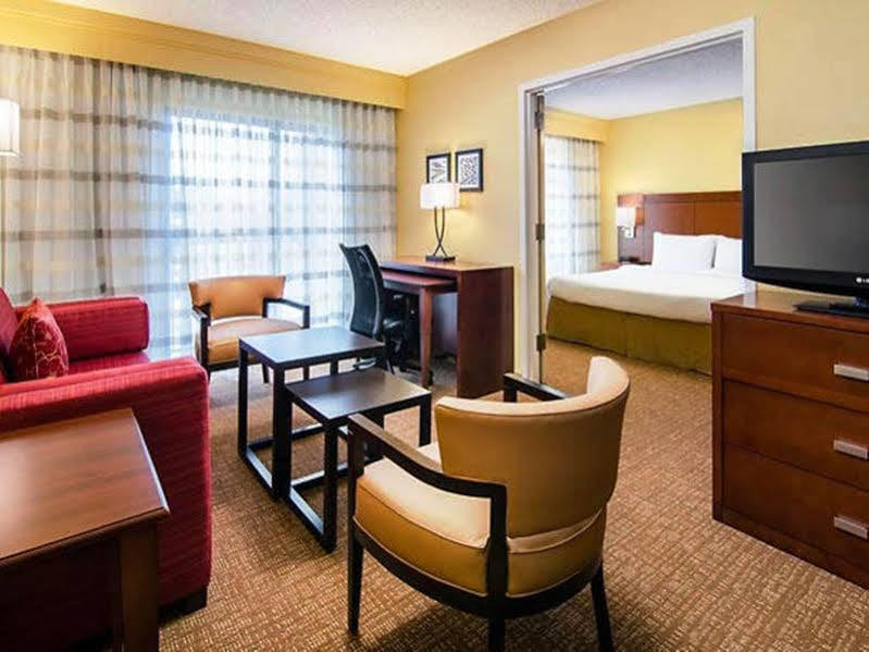 Sonesta Select Spartanburg Bagian luar foto